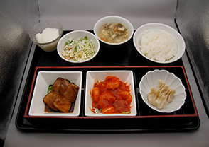 中華御膳Eセット<br>豚角煮＋海老チリ＋フカヒレ餃子